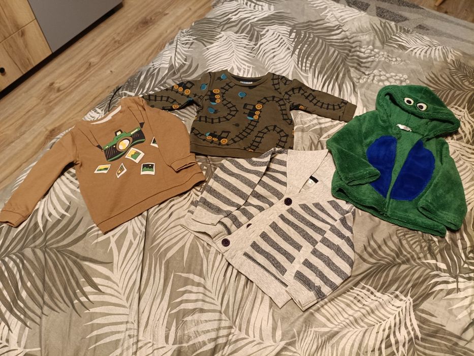 Ubranka dla chłopca 74-80