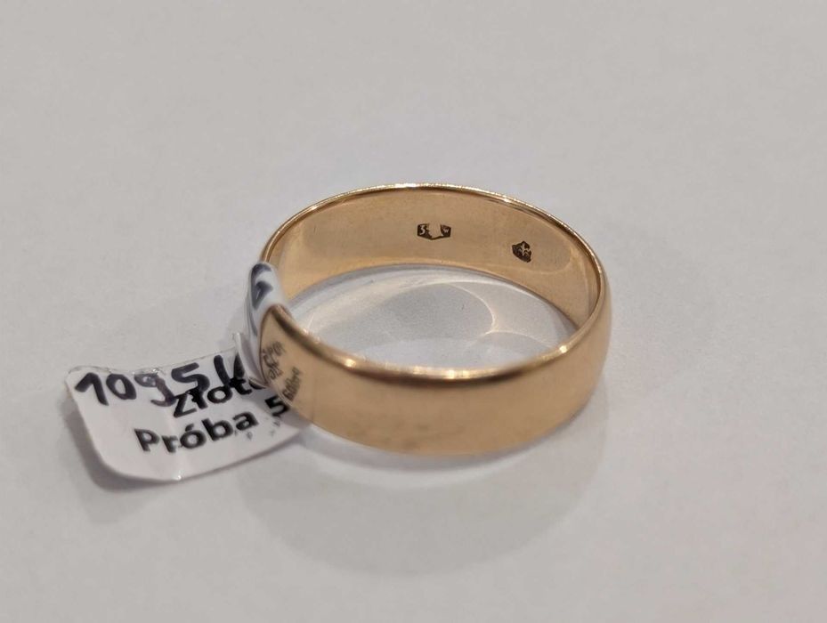 Złota obrączka 585 14K 3,8 g r. 16