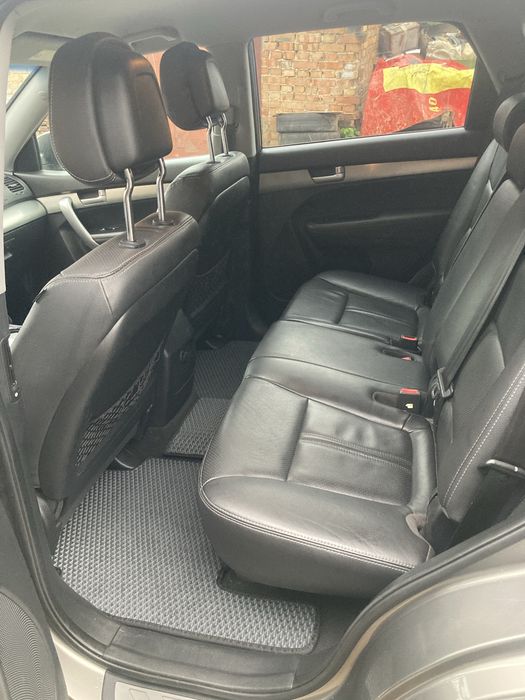 KIA SORENTO 2009 VIN KNAKU814DA5034557 фото оголошення 4 з 7