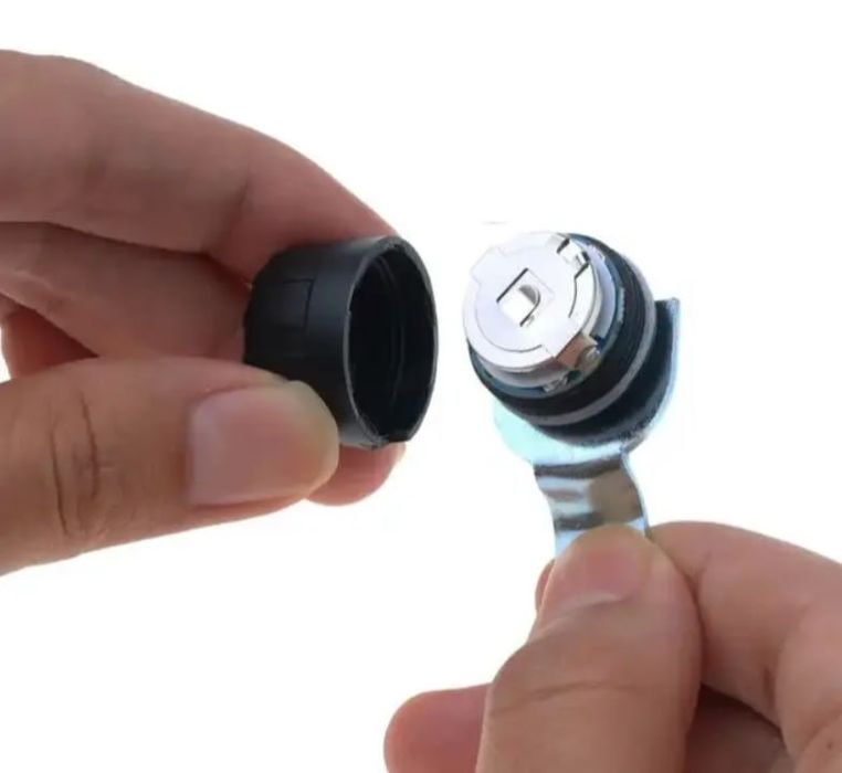 Датчики тиску шин Система контролю тиску TPMS 7582 Ковпачки з датчиком