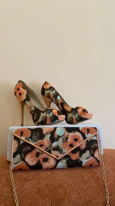 Туфлі на шпильці та клатч ALDO