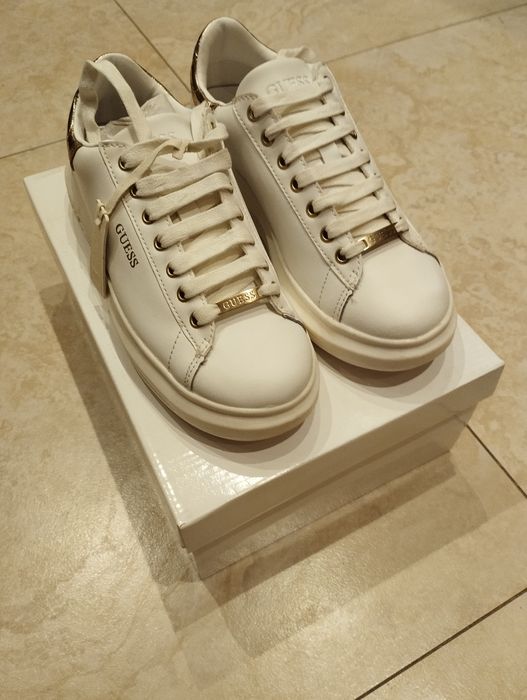 Buty damskie Guess