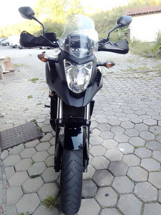 Mota Honda NC 750 X Bem estimada