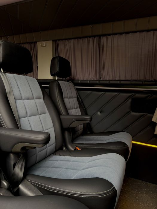 Renault.    Master