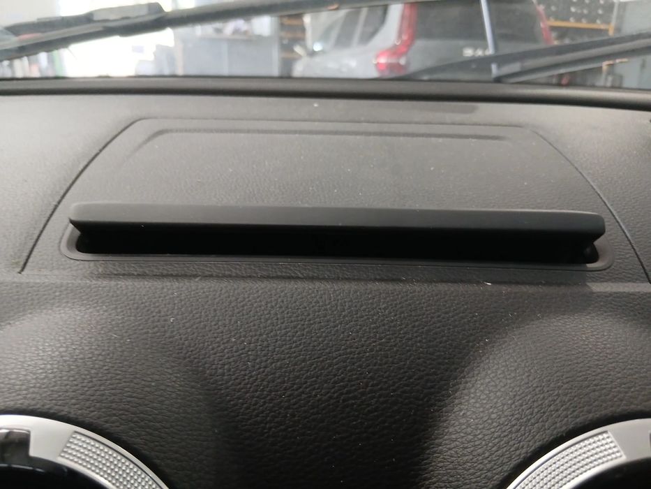 Display / ecrã de informações AUDI A3 (8V1, 8VK)