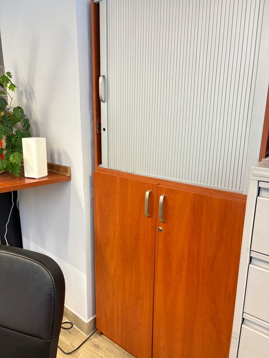 Meble biurowe biurka komody