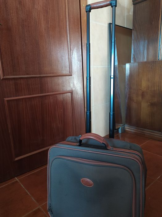 Mala de viagem / trabalho