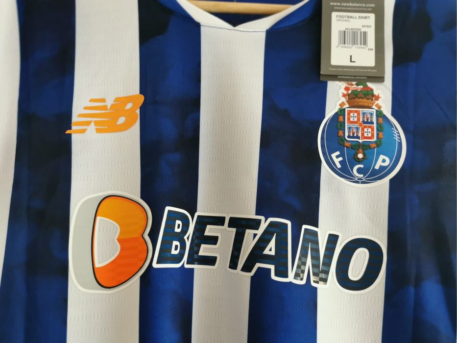 Camisola principal Samu Porto