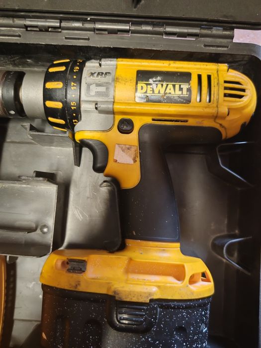 Wkrętarka DeWalt DC925