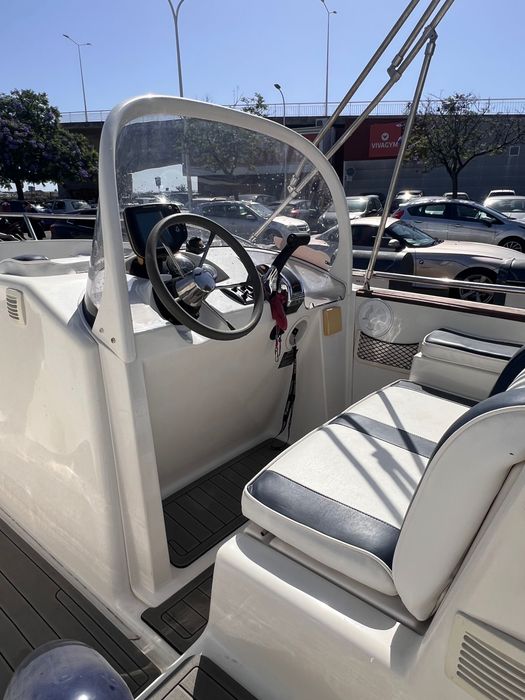 Barco QuickSilver 500 - motor 60hp Mercury