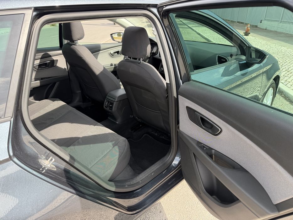 Seat leon 1.6 tdi xcellence s/s 2020 — photo 5