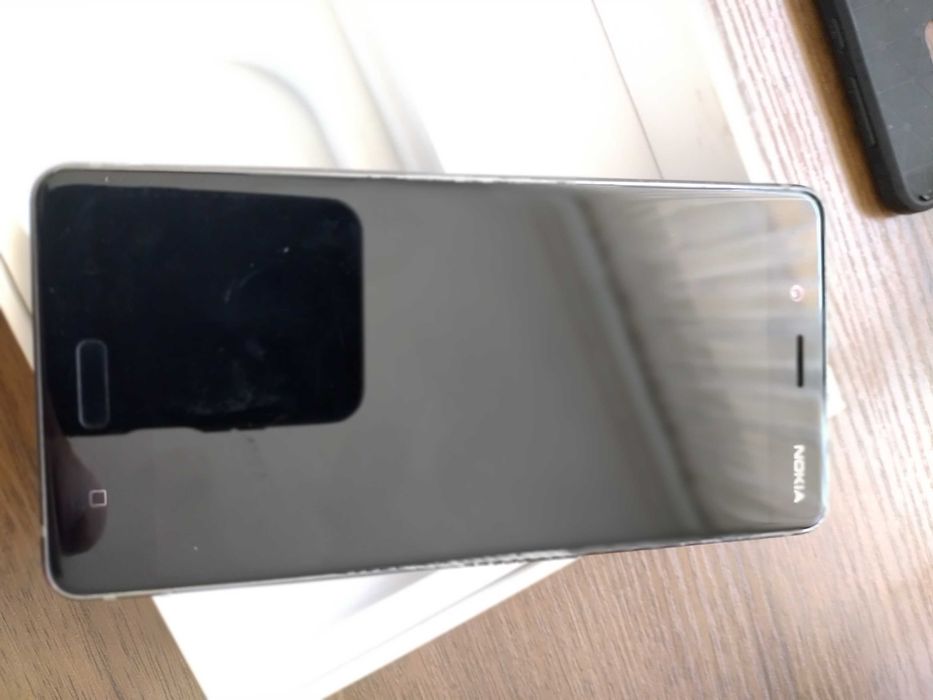 Smartfon Nokia 8 TA-1004 4GB 64GB Android 9.0 dual sim stalowy komplet