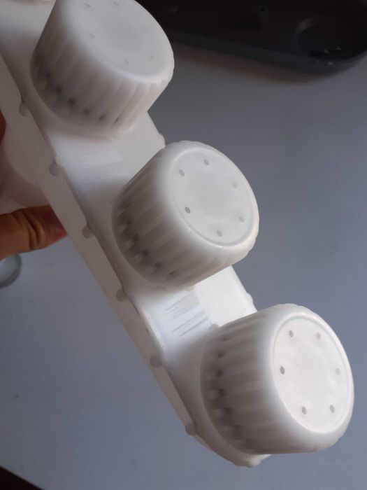 Aspersor rega cinco saídas