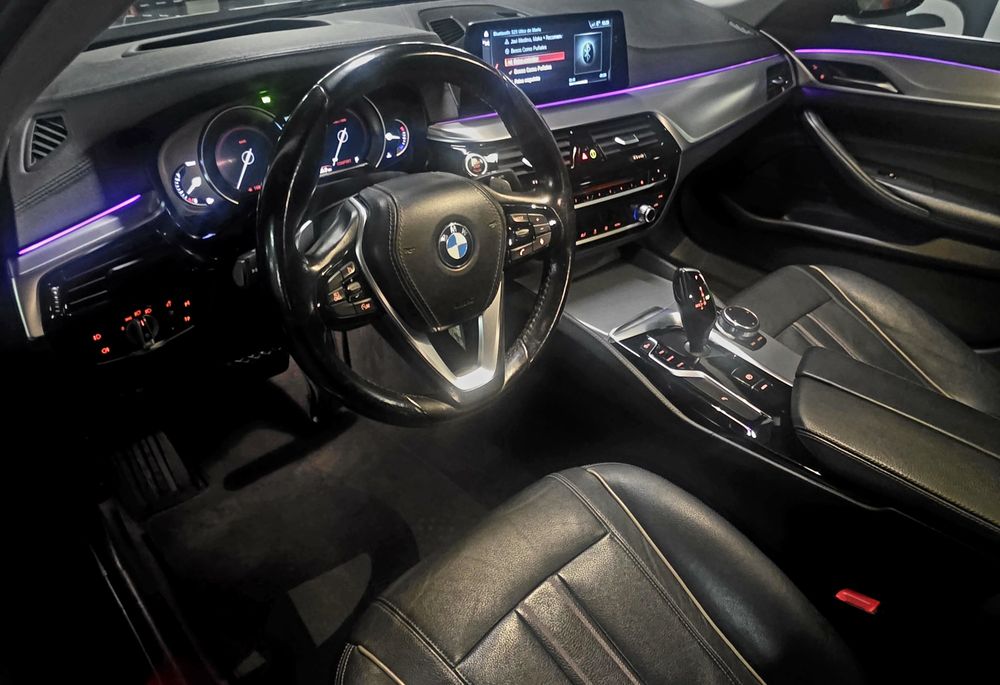 Bmw 530D versão luxury nacional