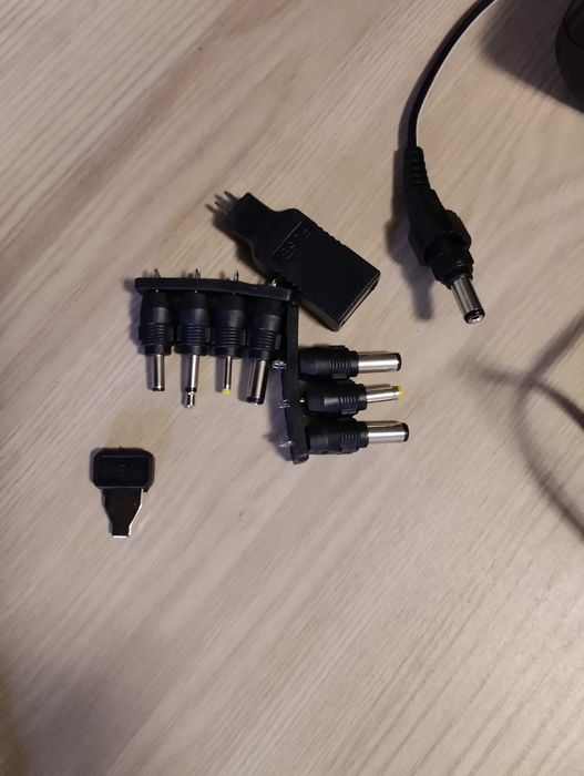 Универсальный блок питания 3 -12 в.