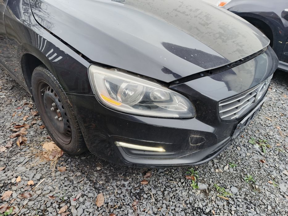 Volvo V60 lift 452-26 zderzak maska drzwi błotnik pas przedni