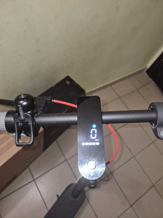 Продам електросамокат