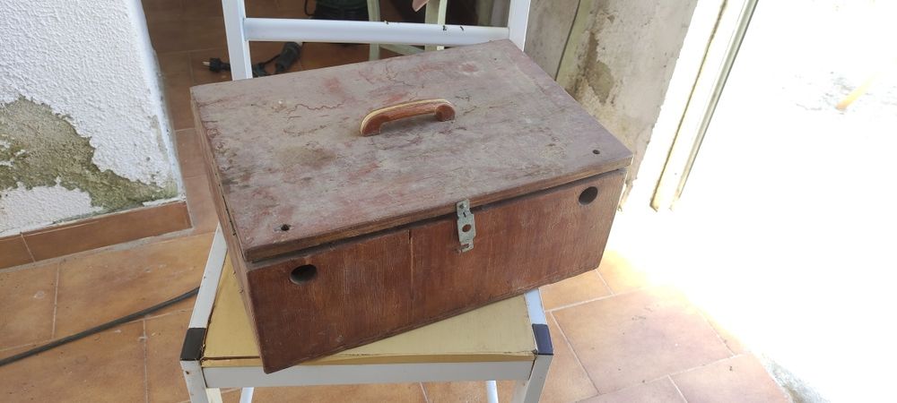 Gaiola madeira  transporte aves