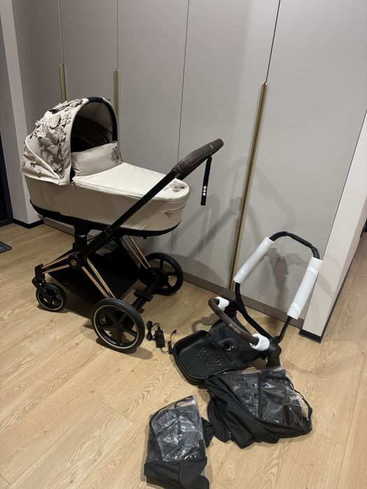 Коляска Cybex e-Priam ( з системою загойдування ) 4.0, 2025 р