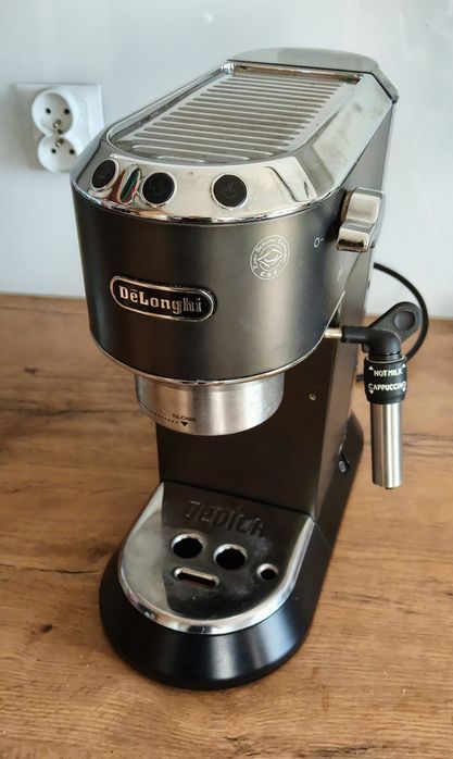 Ekspres do kawy DeLonghi Dedica USZKODZONY