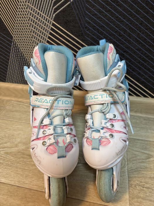 Продам ролики на девочку размер 28-31