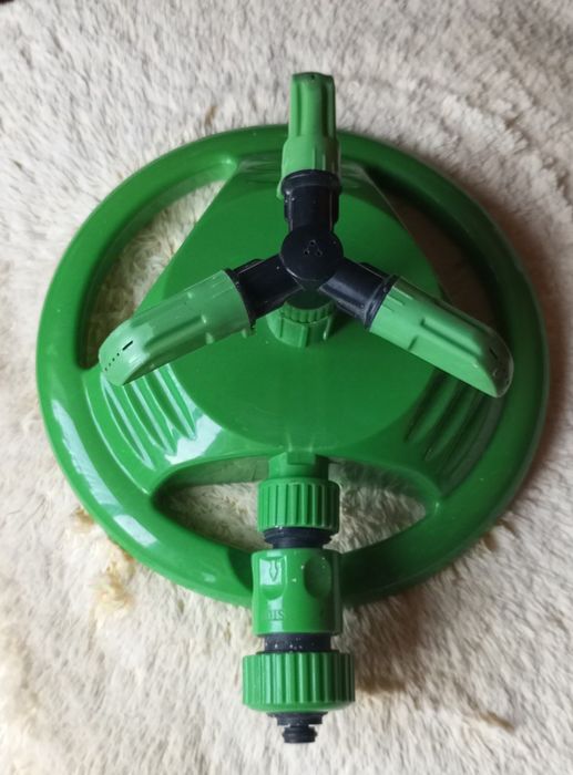 Распылитель, опрыскиватель автоматический для полива газона, сада, ого