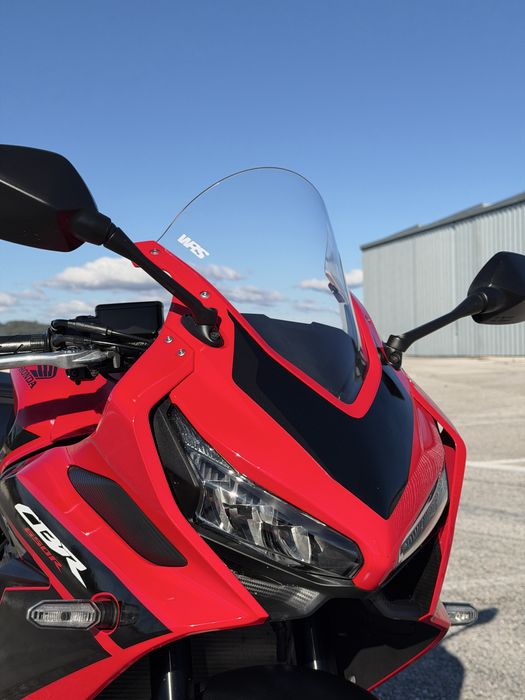 Honda CBR650R 2023 35kw (deslimitada)