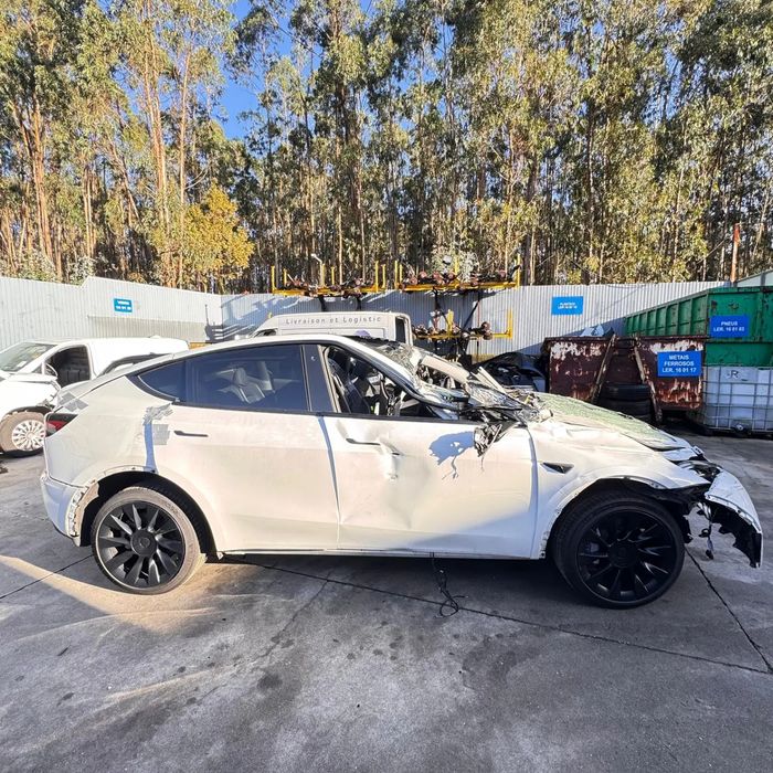 Para peças TESLA Model Y (5YJY)
