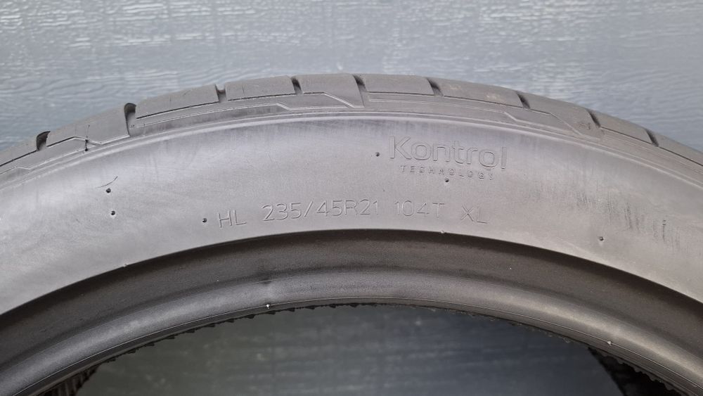 Hankook 235/45 R21 i 265/40 R21 E-Tron ID.6 2023