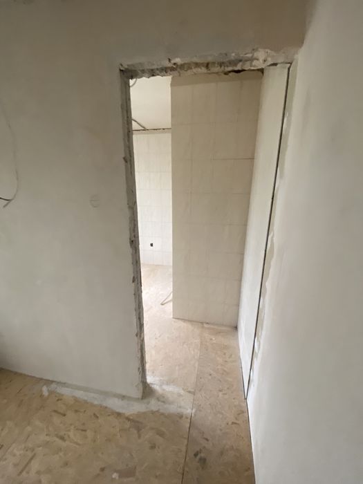 Продается 3 комнатная квартира на Лермонтова .