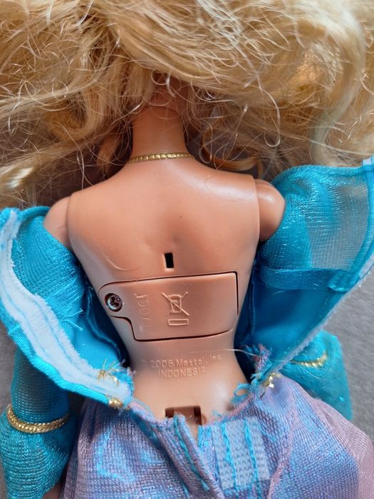 Barbie as The Island Princess - Rosella (canta!)