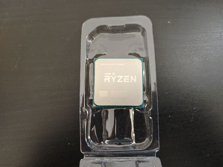 CPU AMD Ryzen 7 2700x488970646067630084