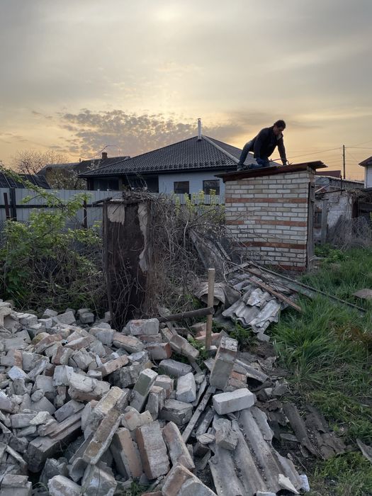 Вывоз мусора, хлама, веток, старой мебели. Авто Volkswagen LT