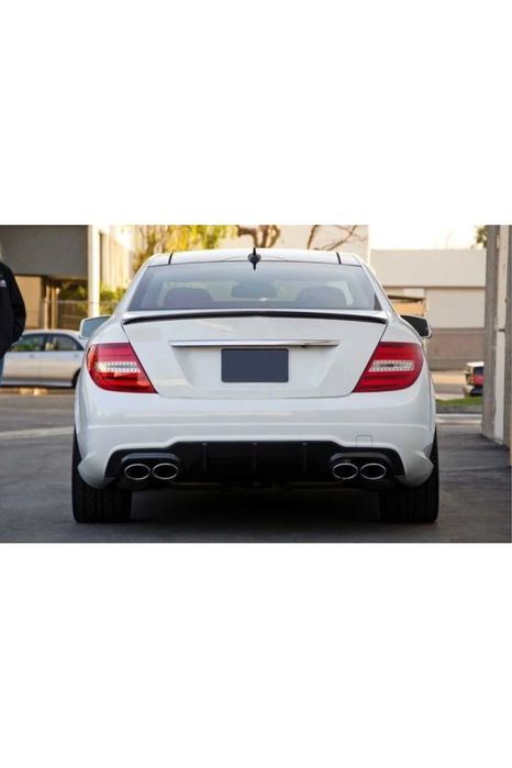 LIP SPOILER AILERON MERCEDES-BENZ W204 C63 AMG NOVO EM CAIXA