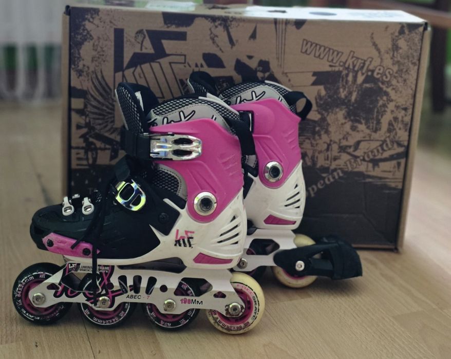 Rolki regulowane KRF first Rosa 28-31