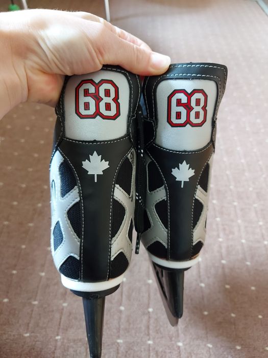 Ковзани,коньки дитячі