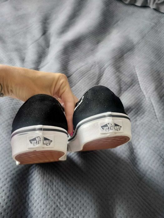 Trampki Vans rozm 38. 5 . Raz założone . Sprzedaż grzecznościowa