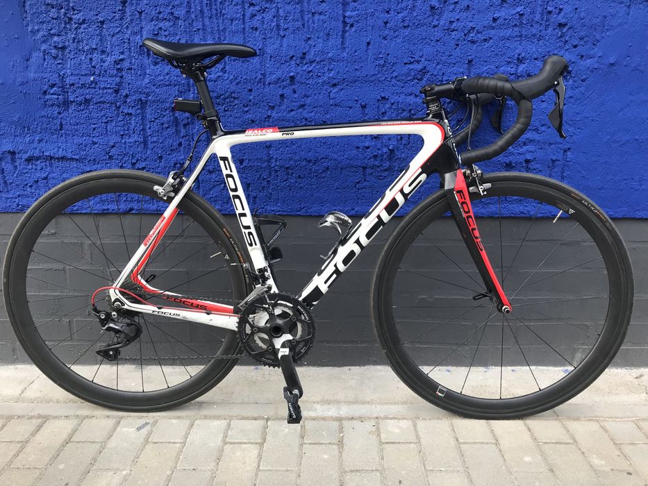 Продам шосейний велосипед Focus Izalco Pro