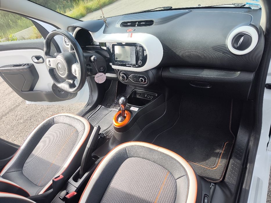 Renault Twingo ZE - Elétrico - VIBES
