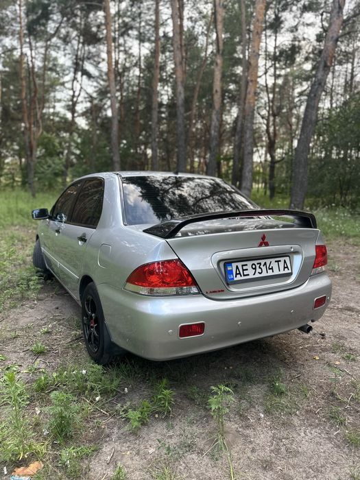 Продам Ланцер 9