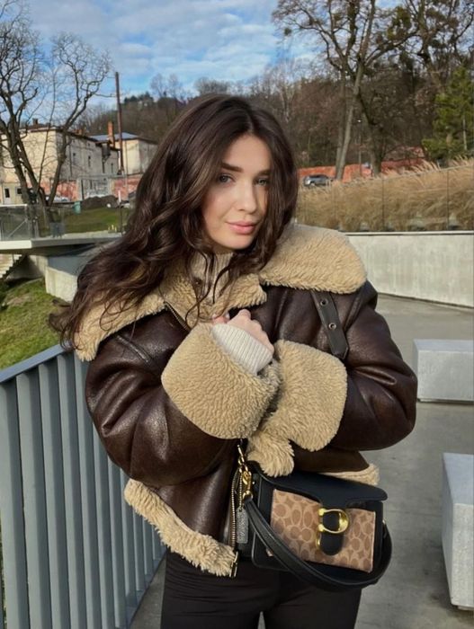 Стильні ботинки  угі ZARA