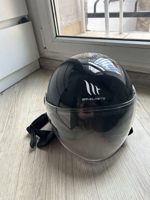 Kask motocyklowy Mt-helements
