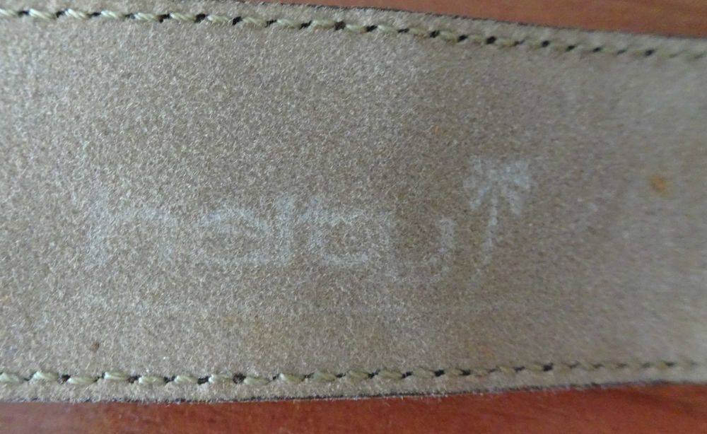 Cinto de Senhora da Haity em Pele Genuína