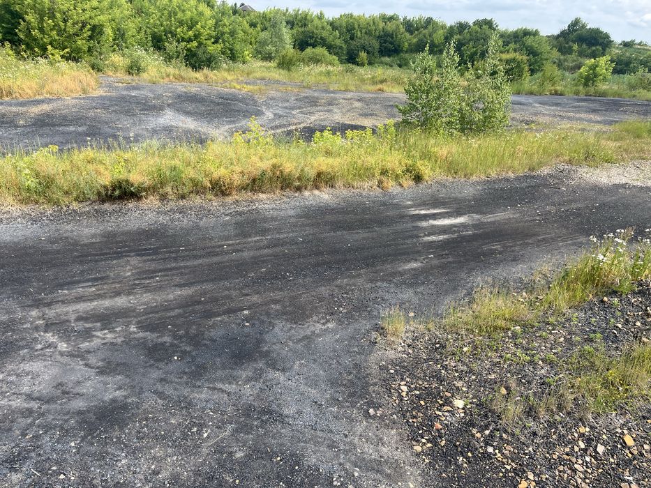 Продається земельна ділянка в районі залізничного вокзалу.
