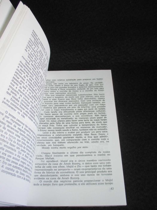 Livro Rapto em Teerão William Hoffer e Betty Mahmoody