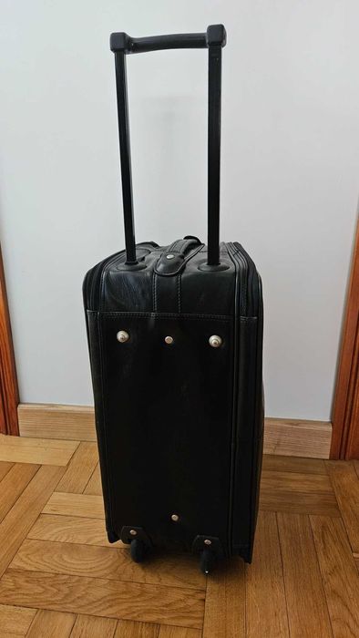 męska skórzana walizka podróżna vip collection