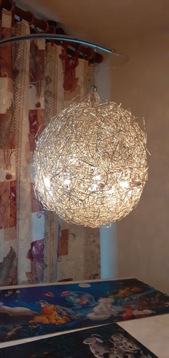 Lampa podłogowa wysoka