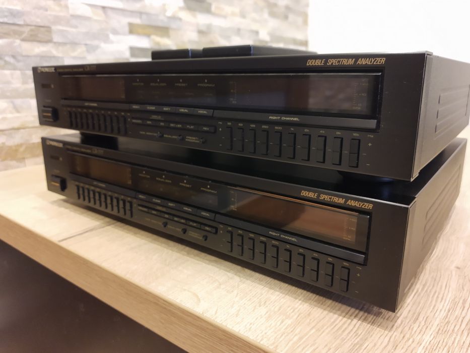 Korektor equalizer pioneer gr 777