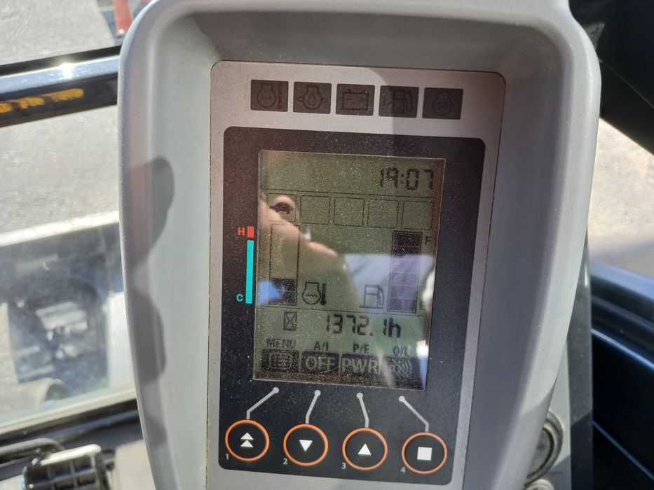 2022 Hitachi zx33u-6 escavadora de rastos borracha