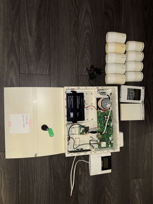 System alarmowy jablotron